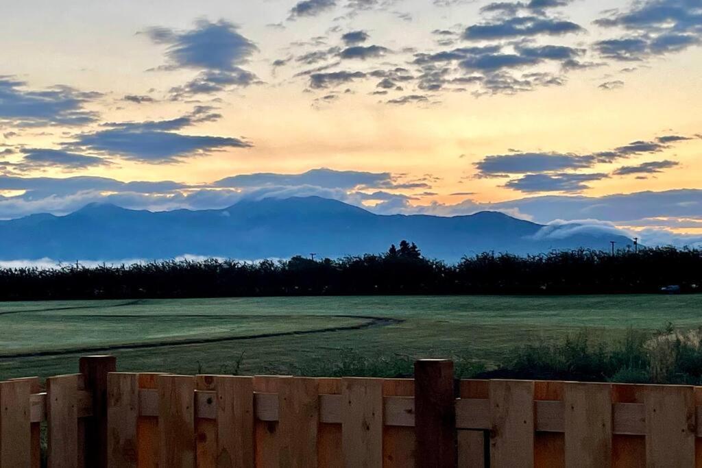 New 3br In W/ Mtn Views And Trails Holiday home *