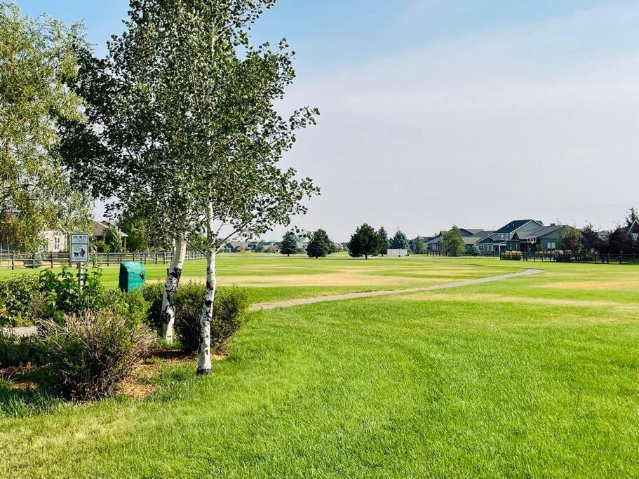 New 3br In W/ Mtn Views And Trails Bozeman