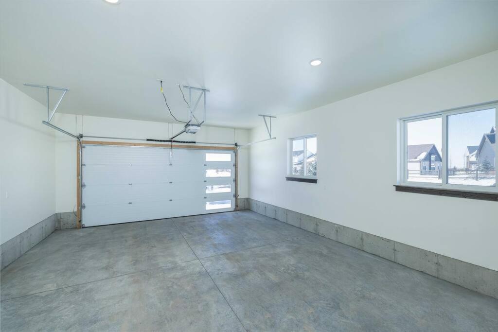 New 3br In W/ Mtn Views And Trails Holiday home *